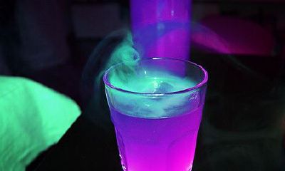 姓毋女孩名字属猪2019好听的