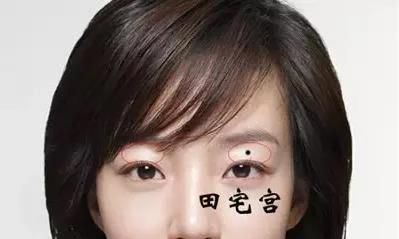 这四颗痣是二婚痣,女人长了很不幸