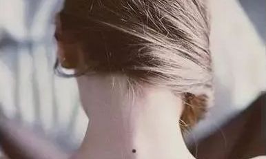 身上这十处痣,都是有福有财的好痣,有一颗就发达了