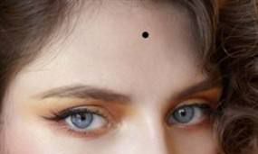 女生脸上的6种富贵痣