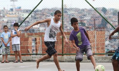 鸡年男宝宝起名取名大集