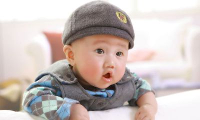 鸡年男宝宝起名取名姓黄