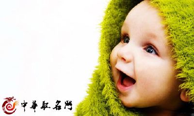 2018年属狗男孩起名常用字:响亮寓意好