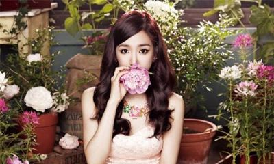 属狗的几月出生最好命女孩子