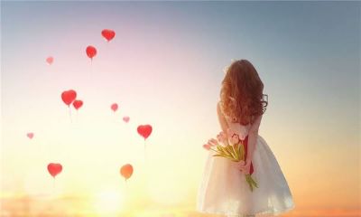 属狗的女人事业与家庭知多少