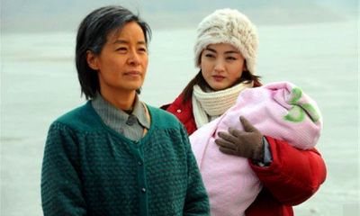 已婚妇女梦见娘家人说明了什么(已婚女人梦见黑猫)