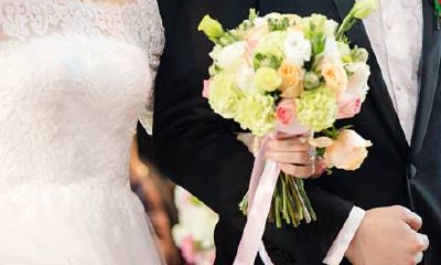 梦见自己女朋友和别人结婚了(梦见老公和别人结婚)