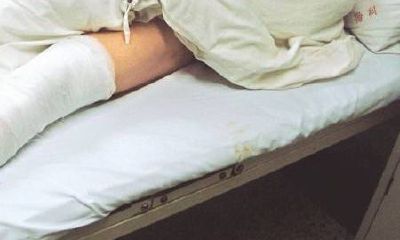 梦到自己猫腿断了(白羊座的属性是谁)