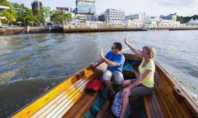 解梦梦见船翻了自己掉水里(未来三年哪个星座运气最好)