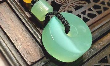 开光平安扣有什么讲究(佩戴平安扣开光方法有哪些)