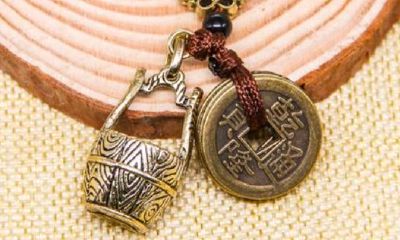 女人钥匙扣挂什么东西最招财(貔貅钥匙扣能招财吗)