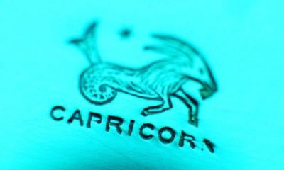 摩羯座男生气时的表现(摩羯男一般会和谁生气)