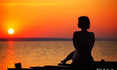 女性穿戴印有仙鹤图案的衣物时应注意哪些禁忌?深入探讨鹤象征意义对女性穿衣风格的影响