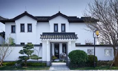 如何解决房门不能正对柱子、水池和厕所的问题?