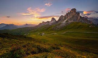 属鸡人二婚的原因是什么