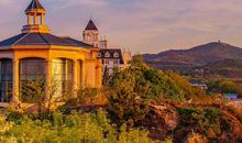 生肖属狗的本命佛是什么，属狗人的本命佛是阿弥陀佛