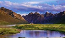 属鼠卯时出生的男孩是什么命，人缘好桃花运旺