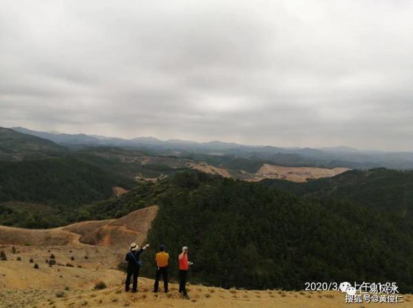 著名风水师黄俊仁带领弟子考察传说中的韩信点兵风水宝地 14