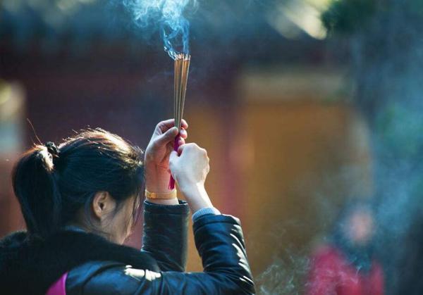 12月底鸿运当头照，3生肖横财大奖入宅，发横财中大奖 2