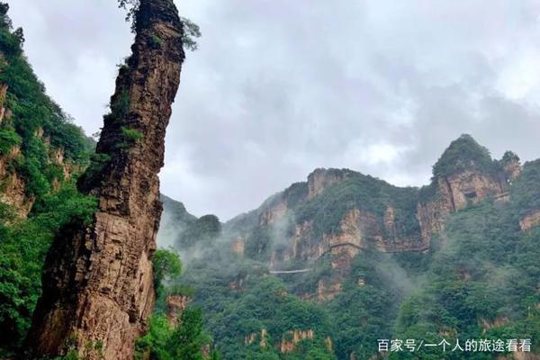 它距北京仅两小时左右的车程，曾是“清东陵后龙风水禁地” 6