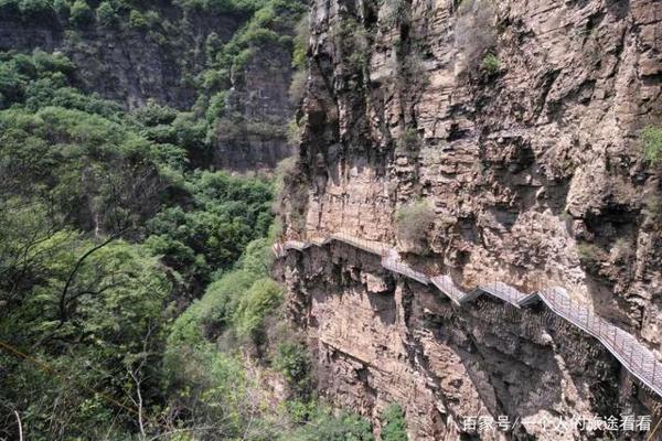 它距北京仅两小时左右的车程，曾是“清东陵后龙风水禁地” 11