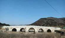 十三陵天启皇帝没有后人，风水已经无所谓了，生长家庭决定工作