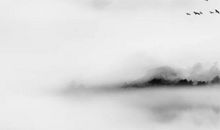 哪里长痣的女人最命好，手心，脚板，胸部长痣的女人最命好