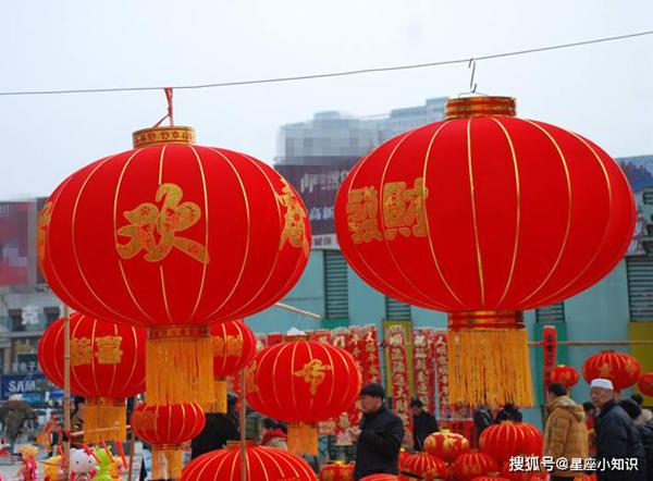 冬至过后，喜从天降，桃花大旺，偏财连发的三生肖