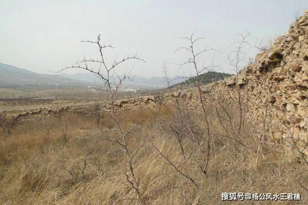 原创 济南王爷陵寝是不是真正的风水宝地，风水大师王君植实地风水考证 4