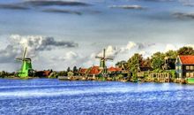 天蝎座男生和什么星座最配，温柔贤惠的巨蟹座简直绝配