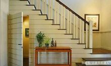 大门对楼梯好吗？生活中遇到该怎么办？风水中应怎样化解