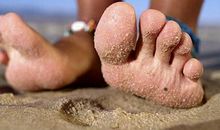 很多位于脚上的痣容易被人遗忘，下面看长在脚背上痣有什么寓意？