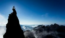 有潜力能干大事业，田园万顷的生肖男