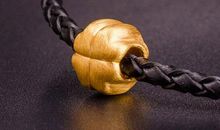 鼻梁上有两道横纹