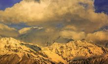 不温不火的星座，一旦陷入爱里，就飞蛾扑火般热烈