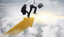 栾叔塔罗牌占卜：你是否选择到一份，能让自己发光的职业？