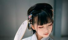 天生是“凤凰命”的三生肖，婚后仍然魅力十足，追求者接连不断