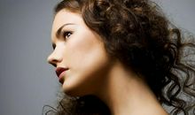 女生左边太阳穴附近长痣 面貌痣相命理解析