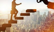 玄清风水命理：8月底好运频频的3生肖，喜从天降，从此一帆风顺的生肖