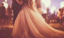 塔罗占卜：是你离不开他，还是他离不开你。