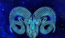 12星座喜欢你会怎样聊信息？天蝎「秒回你」，处女反而「回超慢」