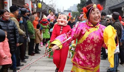 对朋友重情义，视钱财如粪土，仁义值千金的生肖女 1