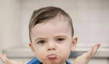 梦见牙齿掉光了要注意身体健康，近期可能会拉肚子