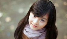 梦见小萝莉象征着好运来临，在事业上能赚取大量钱财