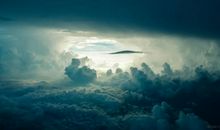 未来两个月，3生肖摆脱困局，事业一击即中，财大气粗，日子优渥