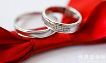 梦见结婚戒子丢了心情会变差，可能会和家人发生财产纠纷