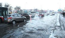 梦见下大雨不太顺，但隐秘机会把握住爱情事业双丰收