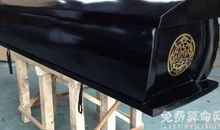 梦见棺材象征过去生活的结束，即将开始新生活