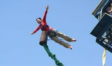 梦见蹦极意味着凶多吉少，可能近期会有疾病缠身