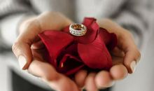 狮子座男生想和你结婚的举动 大男人也有温柔面